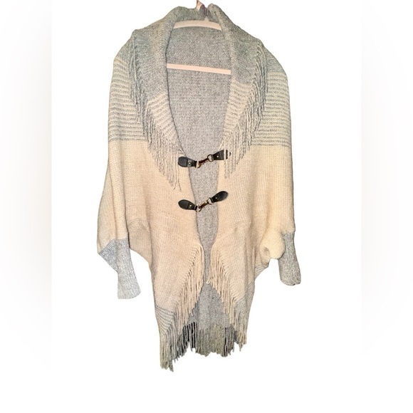 “ANA & ROSE” COLOR BLOCK FRINGE SHAWL ONE SIZE FITS MOST BNWOT 🏷️ - Picture 2 of 8